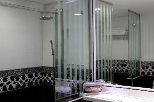 White Fort Hotel, Dubai (photo 8)