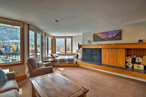 Lakeside Keystone Studio with Pool and Shuttle Access - image 6