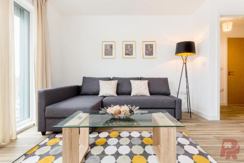 Luxury Birmingham City Apartments By O2 - Secure Gated Parking - image 8