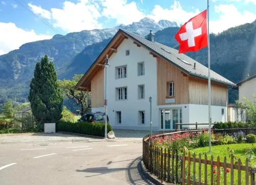 Mountain-Panorama in Meiringen, Schweiz