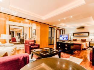 No5 Boutique Art Hotel by Mantis