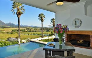 Val du Charron Coach House