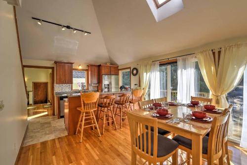 East Falmouth Home with Deck and Grill 4 Mi to Beach! in East Falmouth, USA