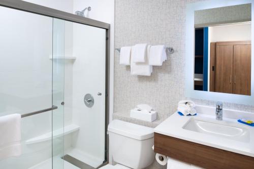 Holiday Inn Express Los Angeles Downtown West an IHG Hotel - main image