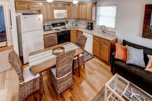 Recently Renovated LBI Apt with Deck on Beach Block! in Beach Haven, USA