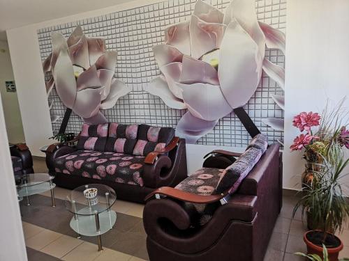 ห้องส่วนกลางสำหรับนั่งเล่น/ดูทีวี, Garni hotel Alma in ปิรอต