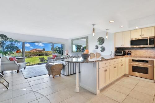 Whitney Beach View 332 in Longboat Key, USA