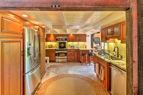 Converted Barn in Sebastopol with Private Patio! - image 12