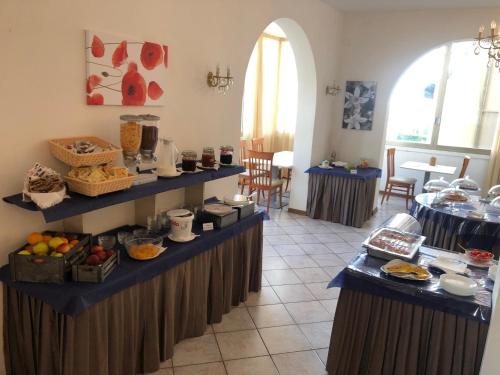 Hotel Napoleon - image 10