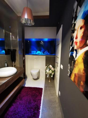 2 bedrooms, 4 beds