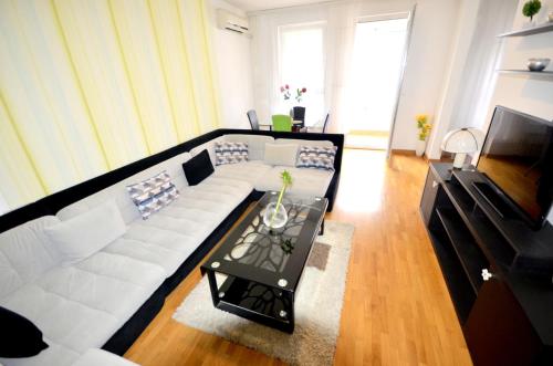 Clean&Cozy Apartments Novi Beograd