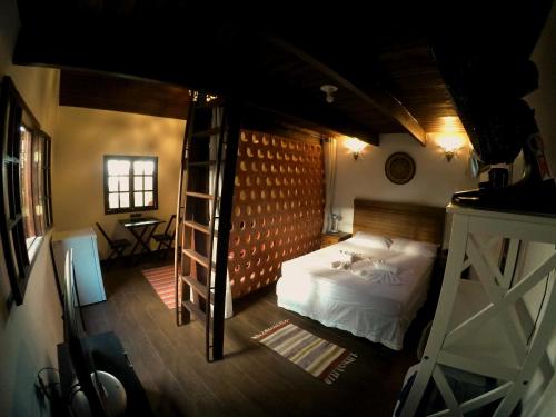 2 bedrooms, 4 beds