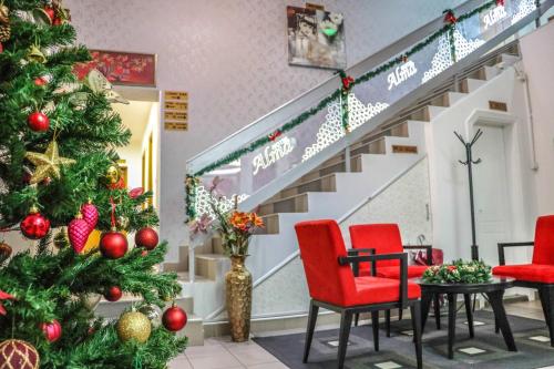 Garni hotel Alma - image 11