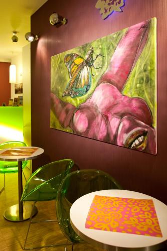 Dahlia Inn - image 4