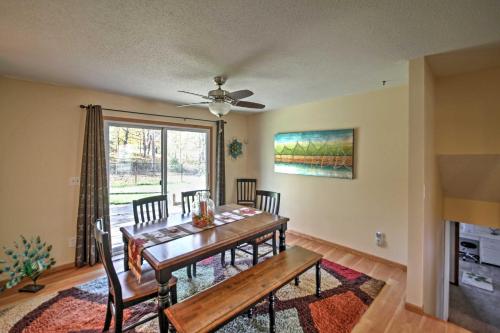 Quaint Duluth Hideaway with Private Fenced-In Yard! in Duluth, USA