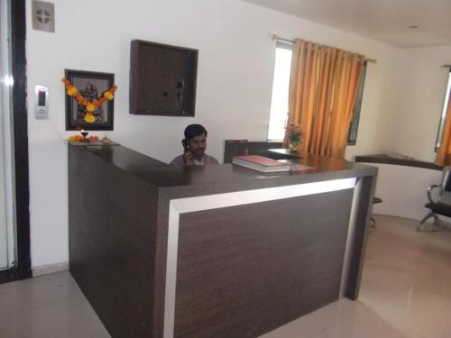 Hotel Trimurti Pride