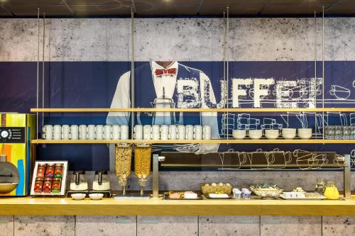 ibis budget Stuttgart City Nord - image 3