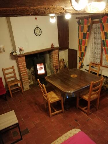 共用Lounge/電視區, La maison de Xenos in 魯亞安加式