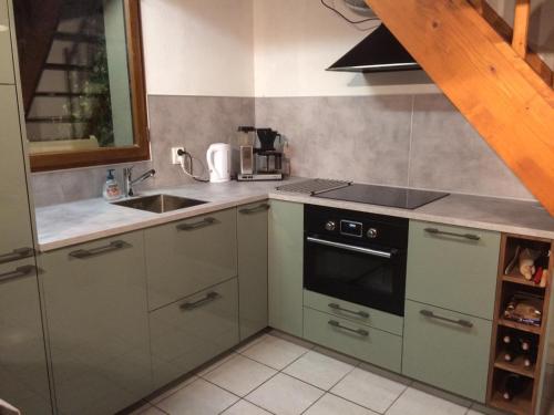 廚房, Village Océlandes (Village Ocelandes) in 博恩地區聖於連