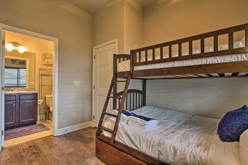 Condo with Community Pool Less Than 1 Mile to Miramar Beach! - image 8