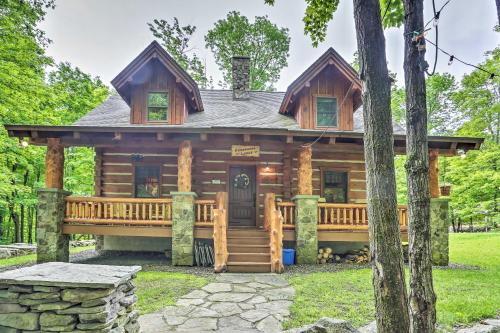 Lake Wallenpaupack Cabin with Shared Pool!