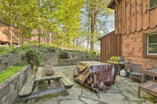 Lovely Homer Retreat with Patio on Skaneateles Lake! - image 4
