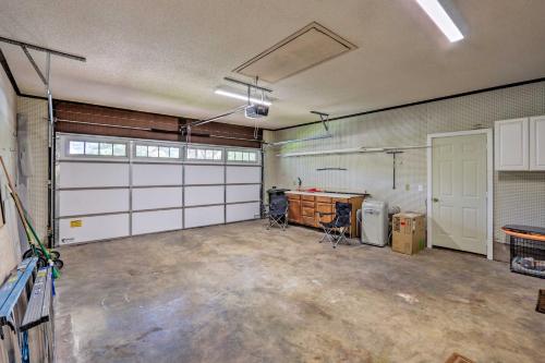 Sea Pines Resort Escape with Deck Less Than 3 Mi to Beach! - image 6