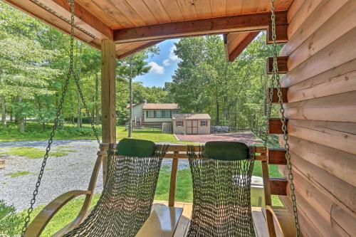 Palmerton Cabin with Game Room about 5 Mi to Blue Mtn - main image