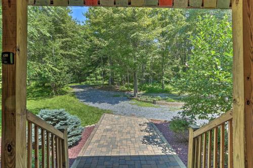 Palmerton Cabin w/ Game Room ~ 5 Mi to Blue Mtn in Palmerton