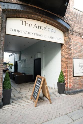 Antelope by Greene King Inns 2