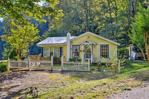 Mountain Cottage with Views Near Tail of the Dragon! - Fontana Village