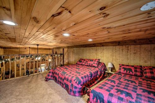The Bovard Lodge Rustic Cabin Near Ohio River! - image 2