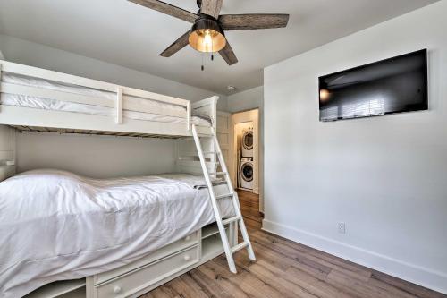 Chic Urban Farmhouse in Historic Dilworth with Patio