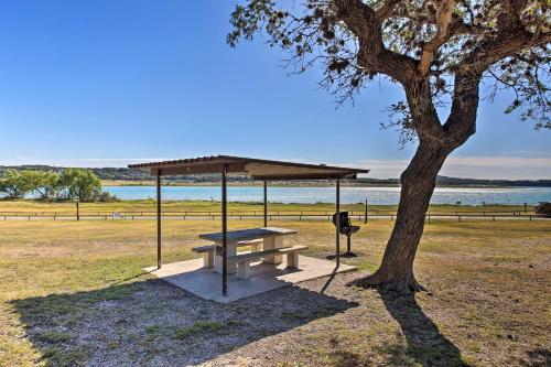 1st-Floor Condo with Balcony and Patio on Canyon Lake - image 12