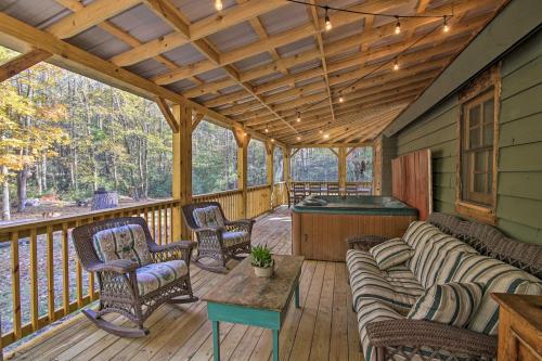 5-Acre North Georgia Mountain Retreat with Creek! - Sautee Nacoochee