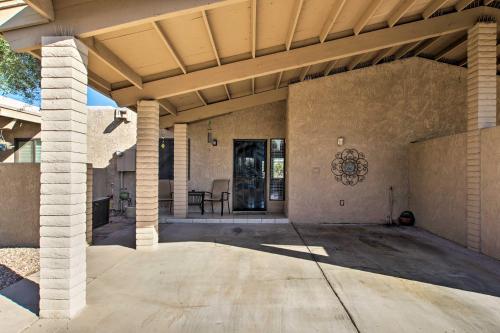 Condo with Greenbelt View 3Mi to Old Town Scottsdale - image 2