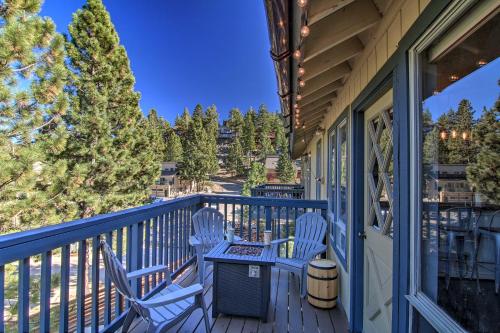 Rustic-Chic Heavenly Condo with On-Site Hiking! - image 5