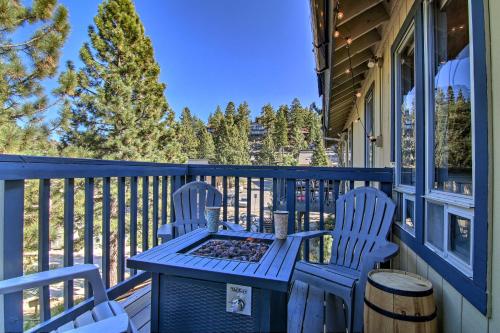 Rustic-Chic Heavenly Condo about 1 Mile to Ski Lifts! - image 4