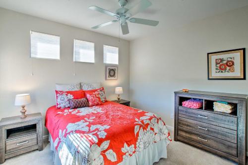 Scottsdale Serenity Condo with Pool Access and Views! - image 9