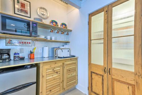 Walk to Beach from Chic Old Town Apartment with Yard in Bay Saint Louis, USA