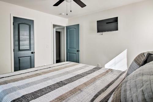Cozy Modern Home with Parking about 4 Mi to Dwtn! - image 7