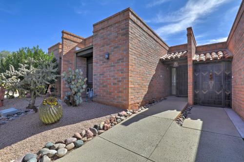 Sun-Soaked AZ Townhome with Private Patio and Mtn View - main image