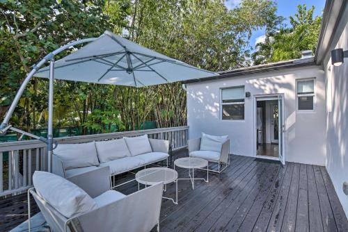Modern Miami Villa with Pool Oasis about 5 Mi to Beach! - image 3