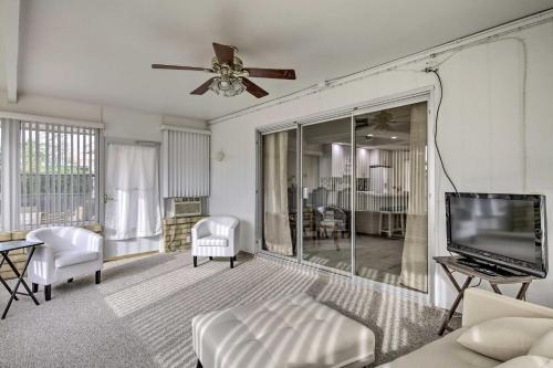 Golfing and Hiking Oasis in Sun City - Pets Welcome! - image 8