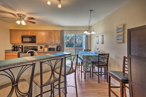 Myrtle Beach Area Condo - Beachside Fun and Golfing! in Myrtle Beach, USA