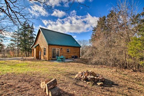 Updated Rural Retreat in New Haven Near Vineyards!