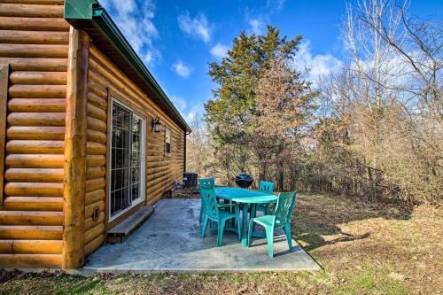 Close to Vineyards: Updated New Haven Retreat! in Ņūhavena (MO)