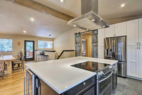 Secluded Alpine Home in Alma w/ Mountain Views! in Blue River