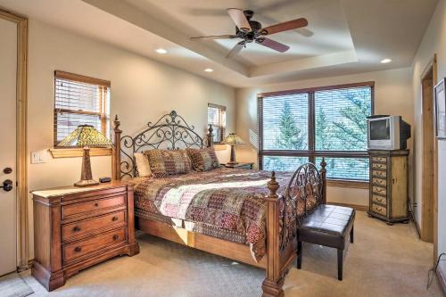 Dreamy Mtn Retreat with Hot Tub 3 Mi to Ski Resorts - image 9