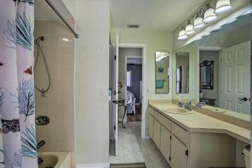 Canalfront Cape Coral Retreat Private Dock and Pool - image 11